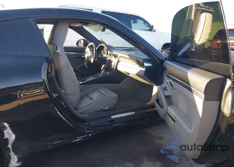 2013 Porsche 911 Carrera z USA, uszkodzony, nr VIN WP0AA2A90DS107909